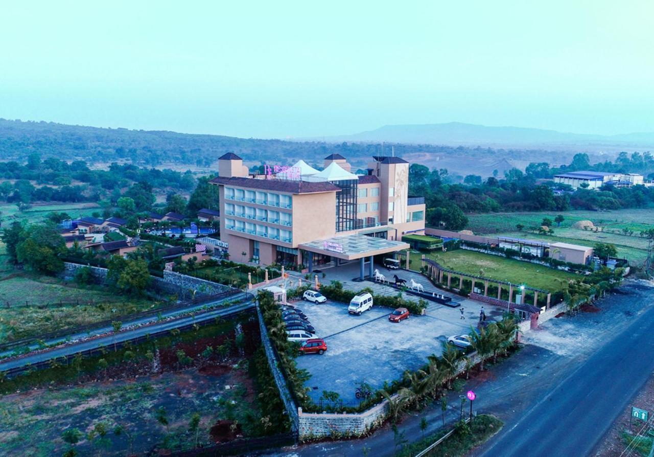 Regenta Resort Belagavi Dış mekan fotoğraf